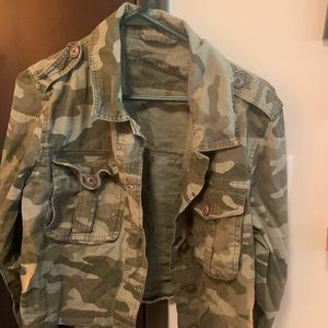 Aero cropped army jacket super cute!